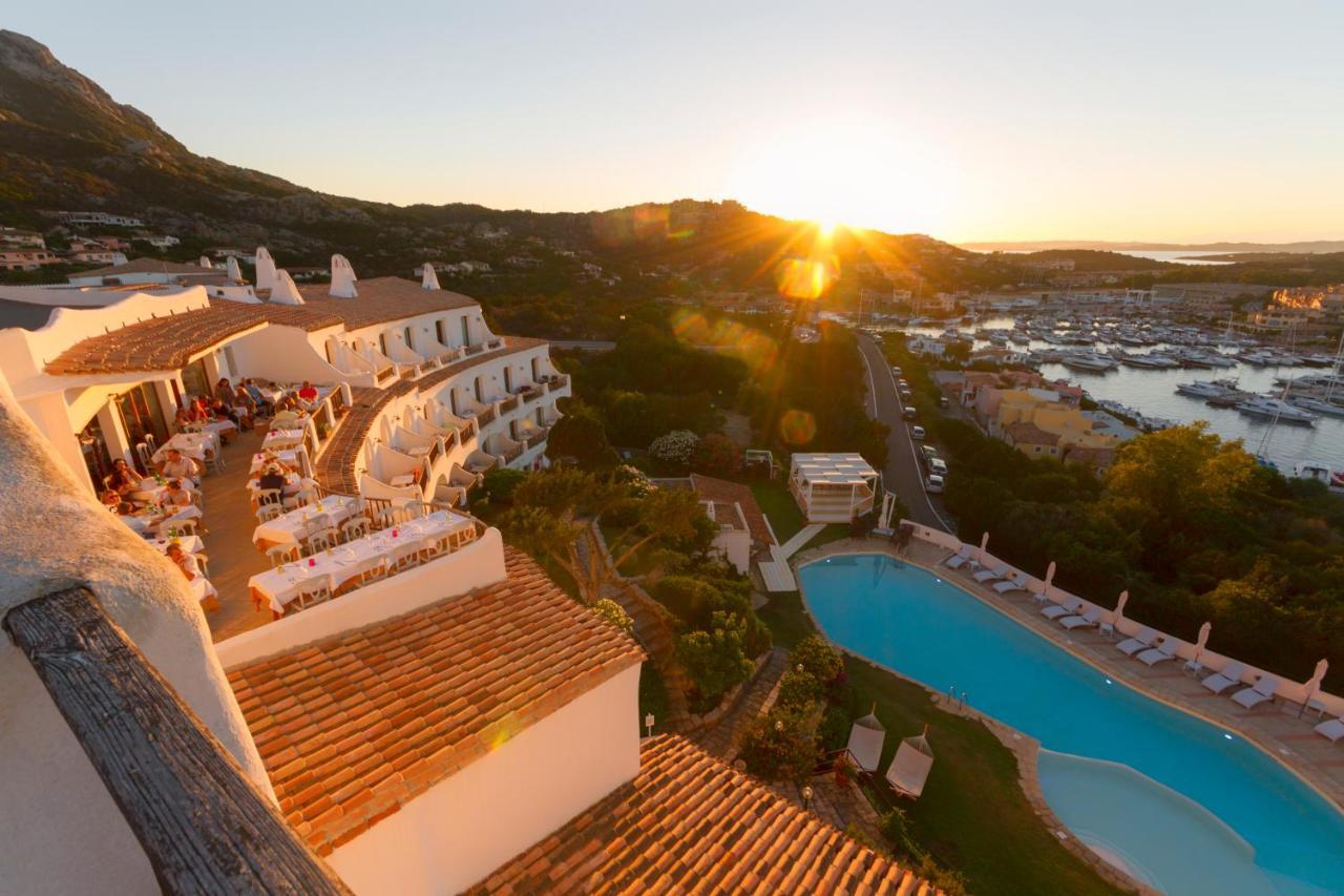 Hotel Luci Di La Muntagna Порто Черво Екстериор снимка
