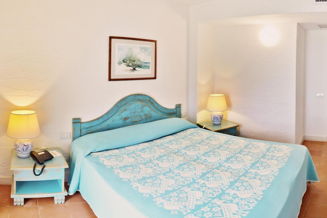 Hotel Luci Di La Muntagna Порто Черво Екстериор снимка